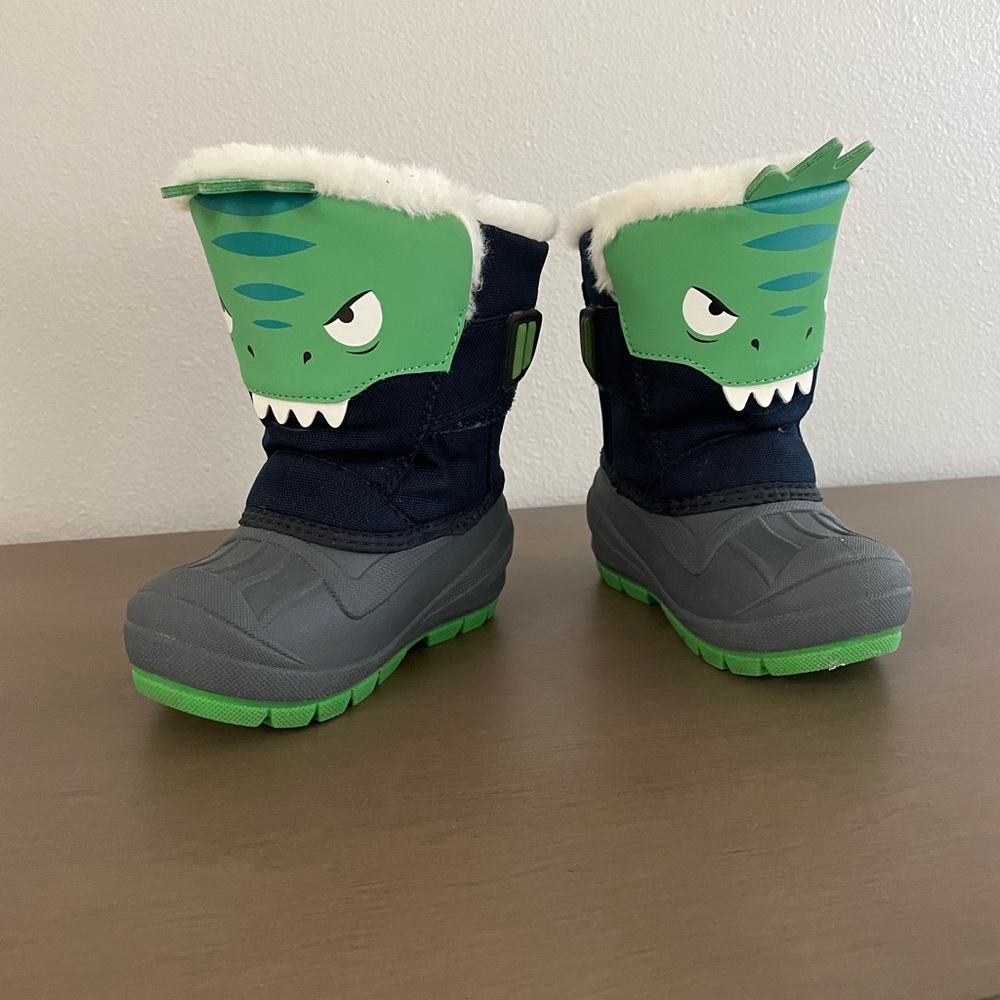 Cat  & Jack Snow Boots Toddler Size 6